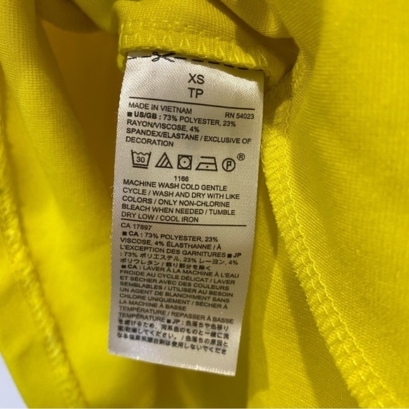 𝅺Banana Republic Factory Yellow Peplum Tank Top Size XS - Picture 5 of 6